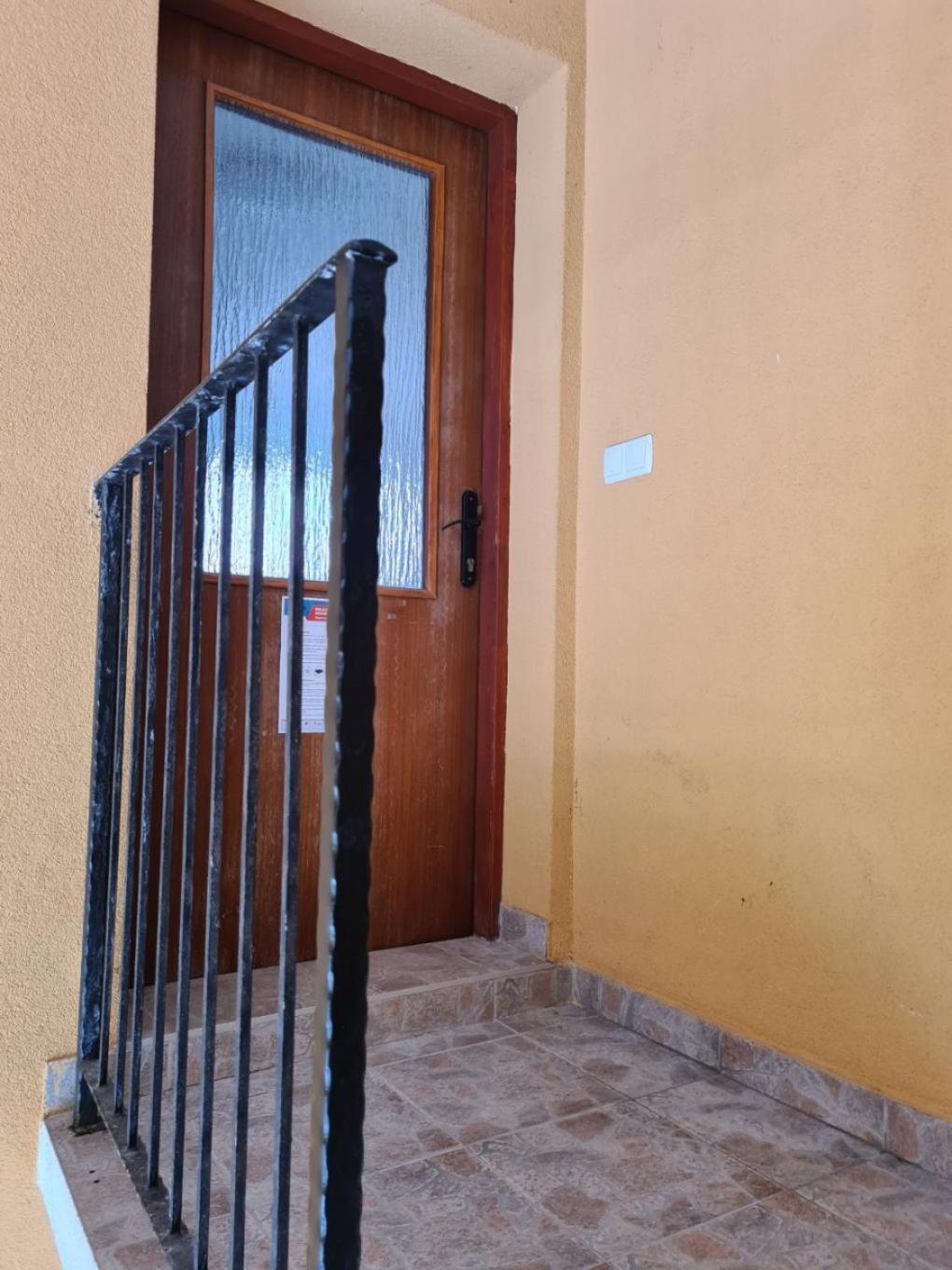 Apartments Stosa Нін Екстер'єр фото